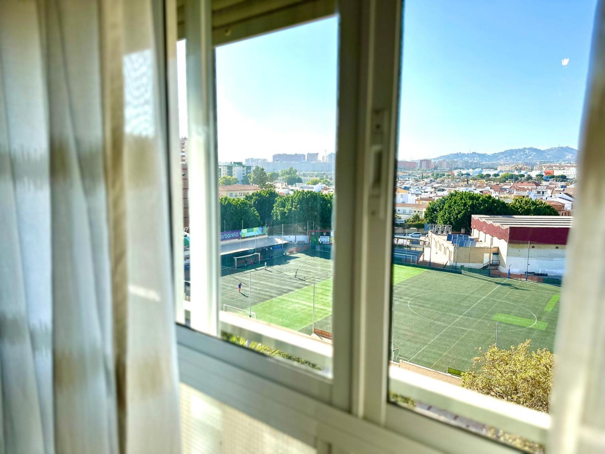 Exclusivo En Avenida Ortega Y Gasset Малага Екстериор снимка
